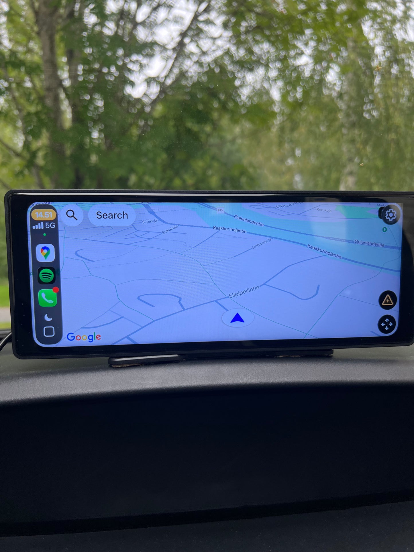 Apple carplay & android auto näyttö